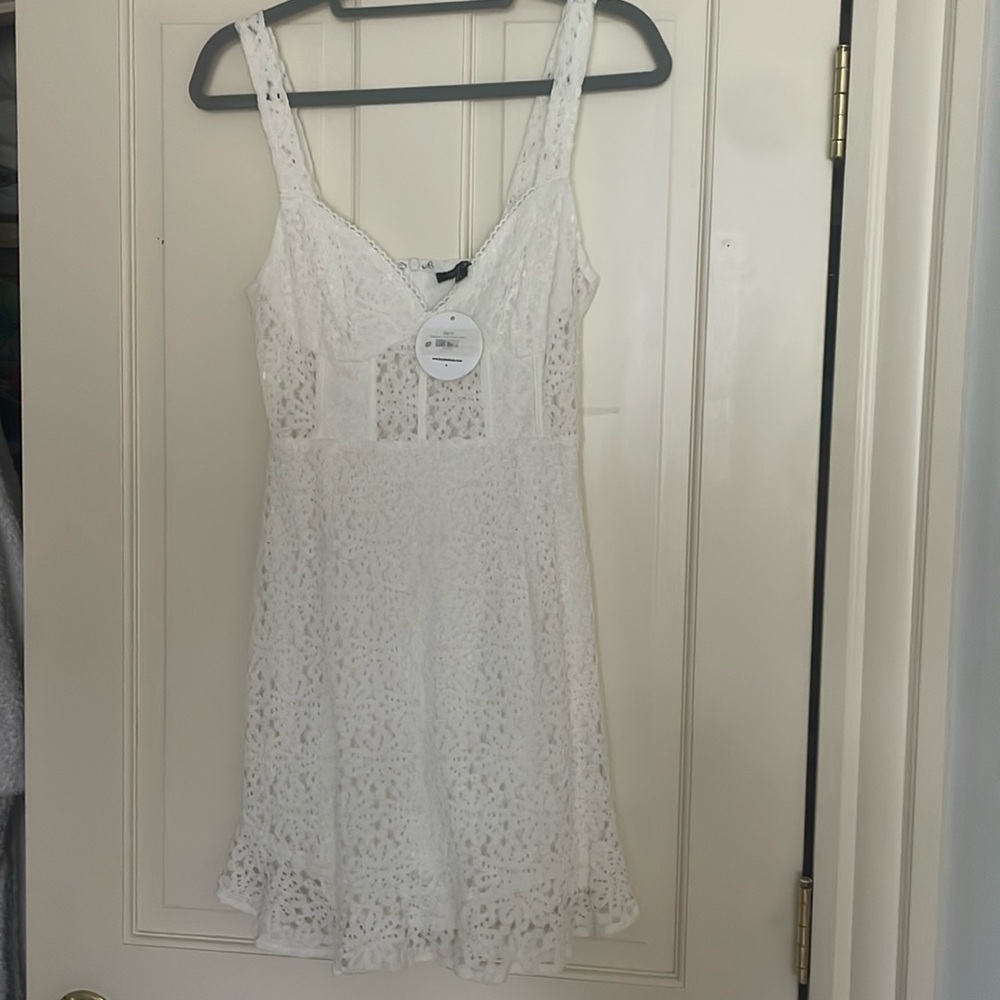 Papermoon White mini dress with floral pattern size: small NEW
